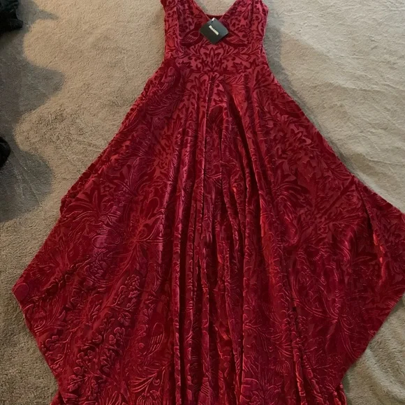 Blackmilk Burned Velvet Brer Rabbit Ruby Handkerchief Dress - Picture 2 of 3